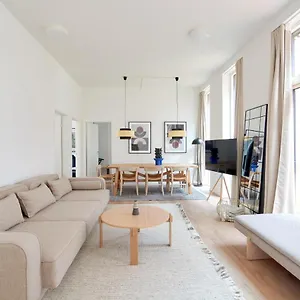 https://great-apt-near-beach-cph.copenhagenhotelselect.com